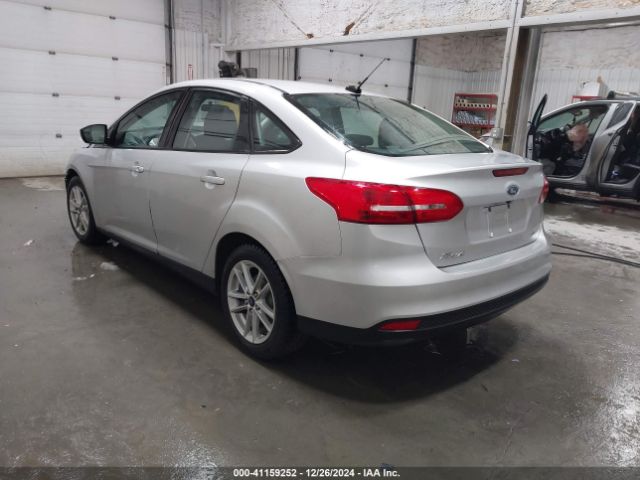 1FADP3F24JL295505 Ford FOCUS SE
