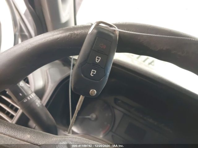 1FT7W2B60JEC63345 Ford F-250 Xl
