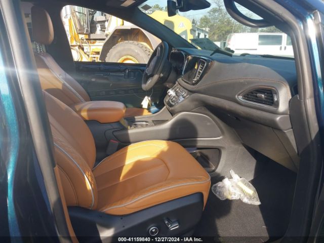 2023 CHRYSLER PACIFICA HYBRID 2C4RC1N76PR575875 Photo 4