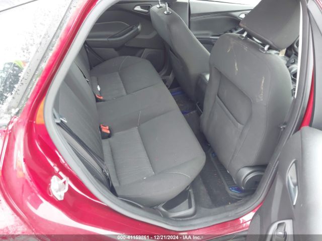 1FADP3F22HL250654 Ford FOCUS SE