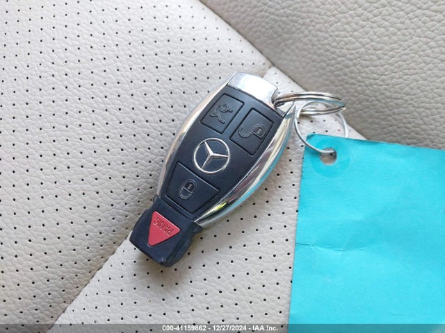 WDCGG8JB3EG305977 Mercedes-Benz Glk 350 4matic