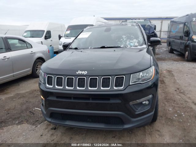 3C4NJDBB5HT631043 Jeep New Compass Latitude 4x4