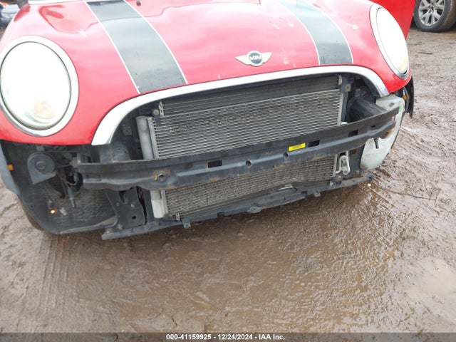 2010 MINI COOPER WMWMF3C53ATZ65246 Photo 5