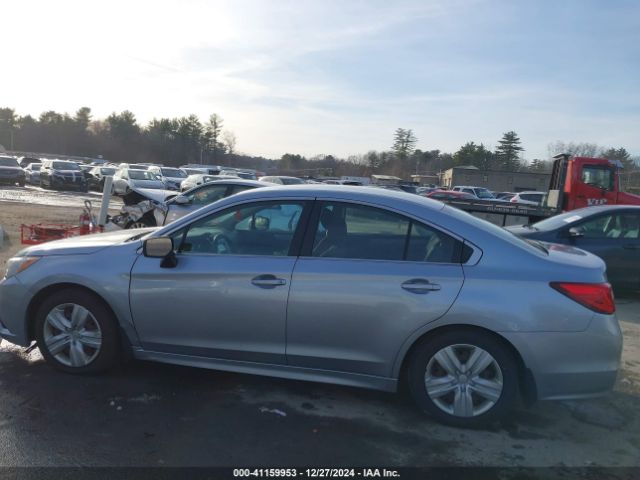 4S3BNAA64F3033142 Subaru Legacy 2.5i