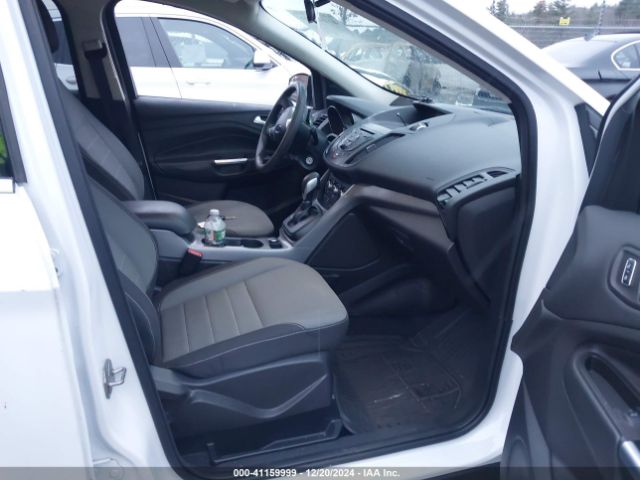 1FMCU0GX1GUC30357 Ford ESCAPE SE