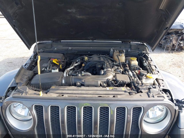 1C4HJXEG8NW206959 Jeep Wrangler Unlimited Sahara 4x4