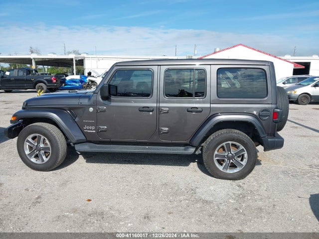 1C4HJXEG8NW206959 Jeep Wrangler Unlimited Sahara 4x4