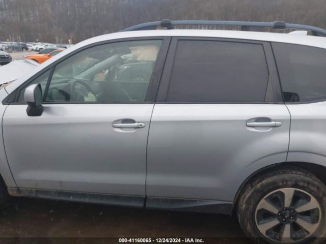 JF2SJAEC3HH556462 Subaru Forester 2.5i Premium