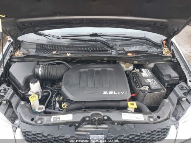 2C4RDGCG2JR238761 Dodge Grand Caravan Sxt