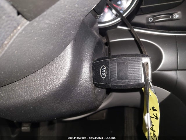 KIA Optima Lx 2015 5XXGM4A70FG400475 Image 11