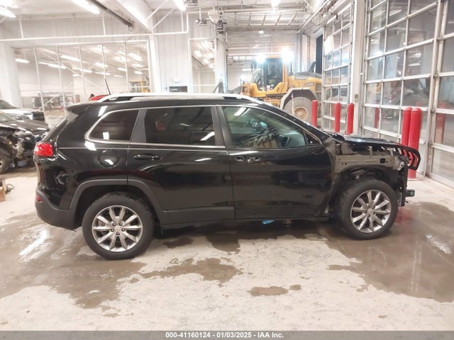 1C4PJLDB8JD577409 Jeep Cherokee Limited Fwd