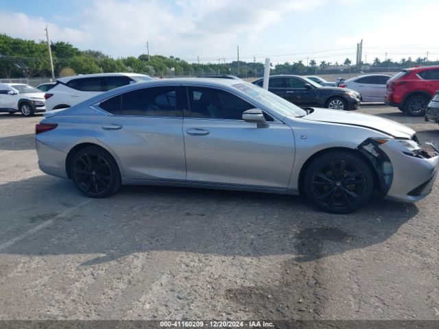 58AGA1C10NU013339 Lexus Es 300h F Sport