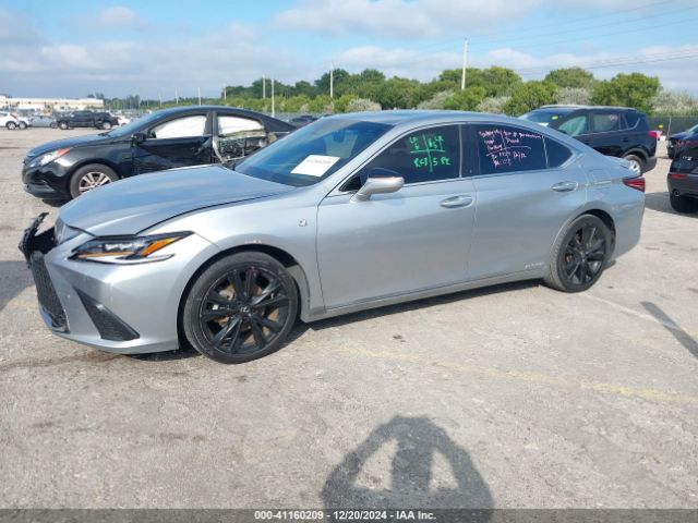 58AGA1C10NU013339 Lexus Es 300h F Sport