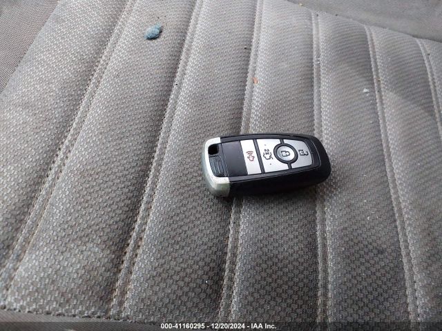 3FA6P0HD7HR382929 Ford FUSION SE