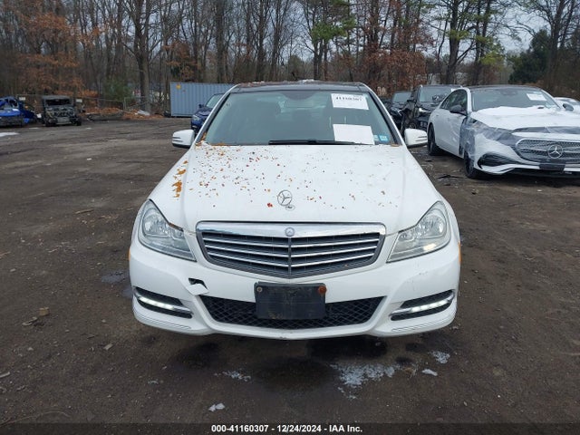 WDDGF8AB4EA942930 Mercedes-Benz C 300 Luxury 4matic/sport 4matic