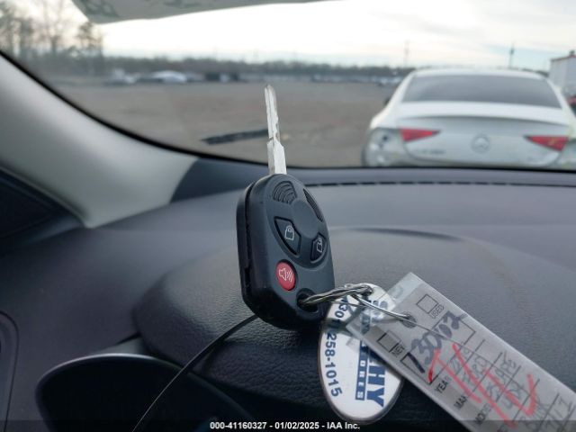 1FMCU0GD6JUB75269 Ford ESCAPE SE