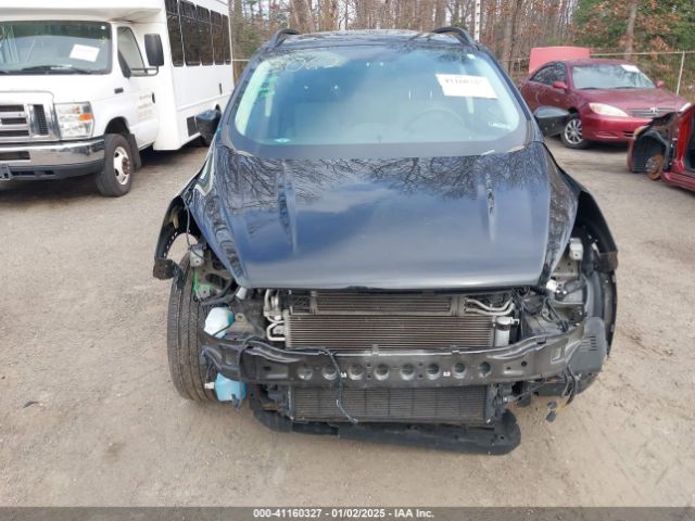 1FMCU0GD6JUB75269 Ford ESCAPE SE