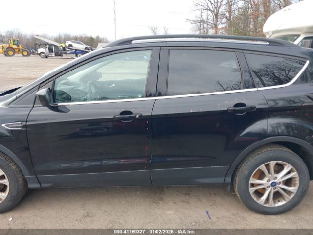 1FMCU0GD6JUB75269 Ford ESCAPE SE