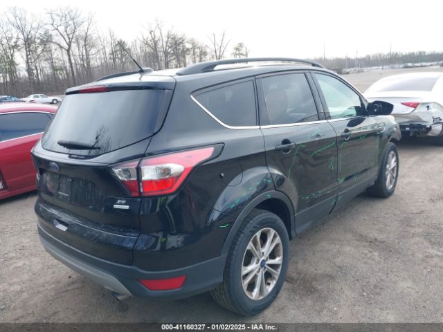 1FMCU0GD6JUB75269 Ford ESCAPE SE