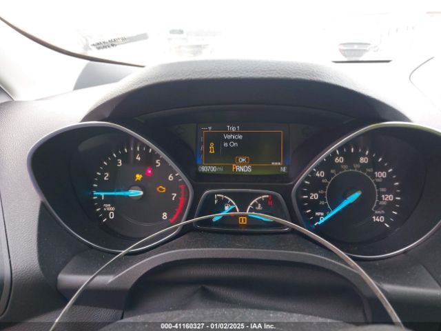 1FMCU0GD6JUB75269 Ford ESCAPE SE