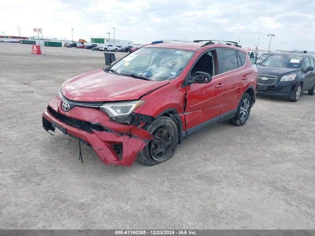 JTMZFREV0GJ063201 Toyota RAV4 LE
