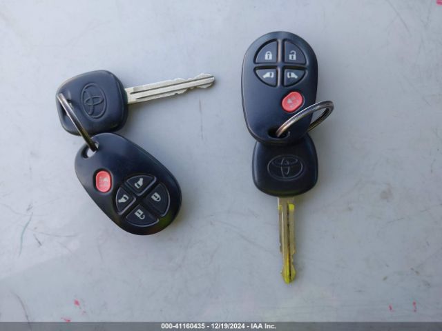 5TDKK3DC0ES470705 Toyota Sienna Le V6 8 Passenger