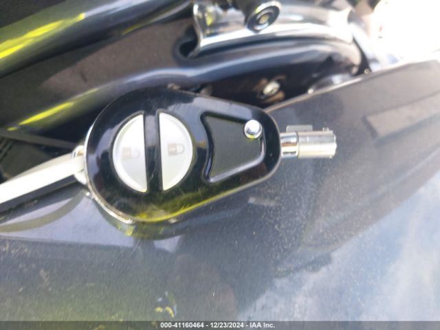 2019 HARLEY-DAVIDSON FLHXSE 1HD1PXL12KB960200 Photo 10