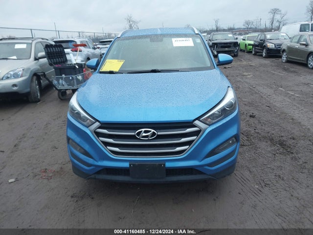 KM8J33A44JU705565 Hyundai TUCSON SEL