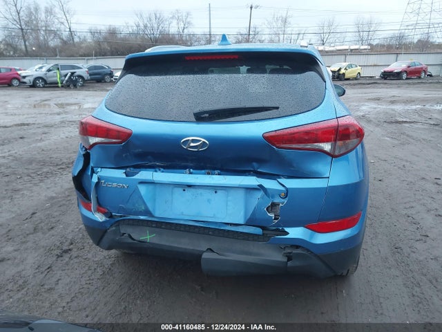 KM8J33A44JU705565 Hyundai TUCSON SEL