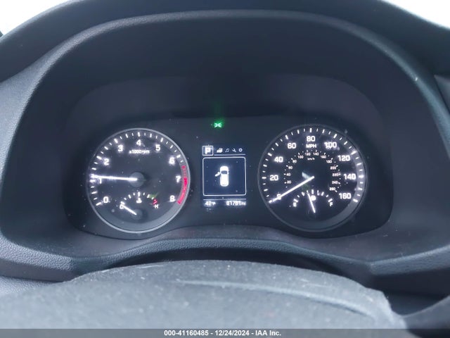KM8J33A44JU705565 Hyundai TUCSON SEL