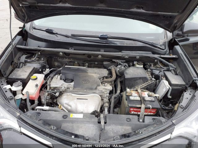 2T3BFREV8GW470296 Toyota RAV4 LE