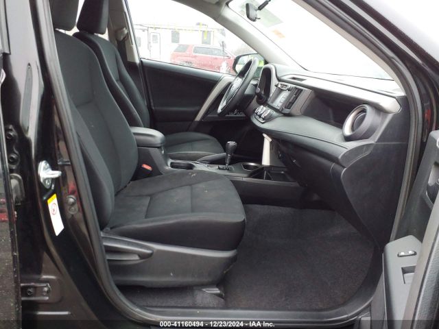 2T3BFREV8GW470296 Toyota RAV4 LE