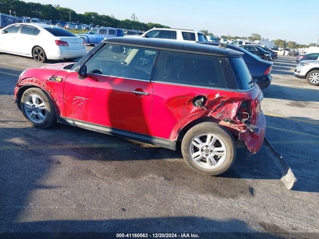 2013 MINI HARDTOP WMWSU3C50DT685818 Photo 2