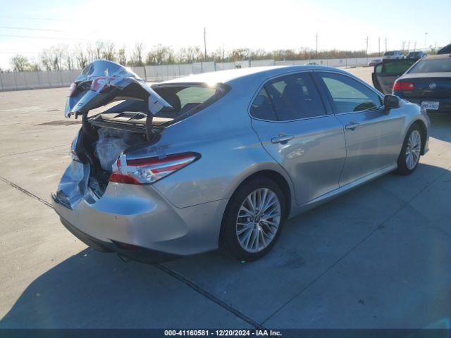 4T1B11HK5JU060301 Toyota CAMRY XLE