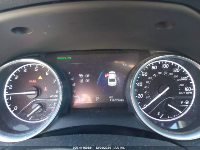 4T1B11HK5JU060301 Toyota CAMRY XLE
