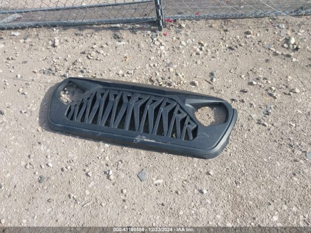 1C4HJXEN4LW127736 Jeep Wrangler Unlimited Sahara 4x4