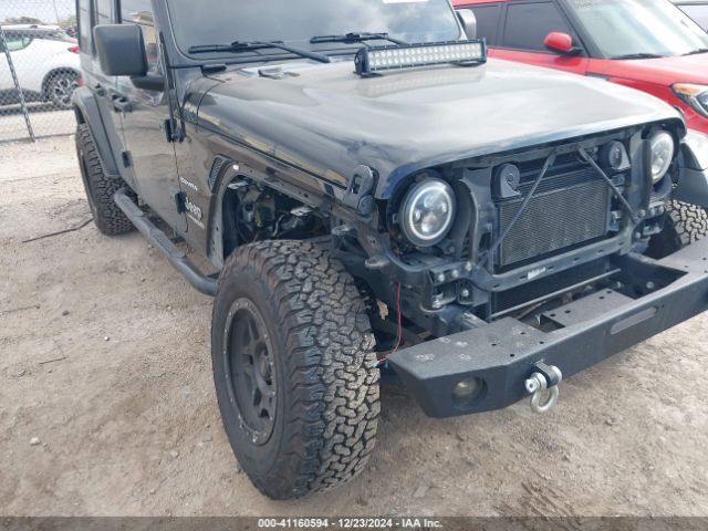 1C4HJXEN4LW127736 Jeep Wrangler Unlimited Sahara 4x4