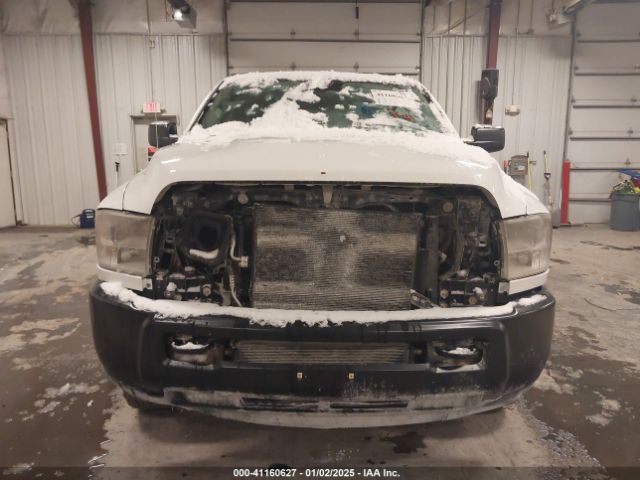 3C6UR5CL1HG620106 RAM 2500 Tradesman  4x4 6'4 Box