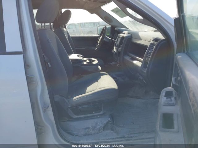 3C6UR5CL1HG620106 RAM 2500 Tradesman  4x4 6'4 Box