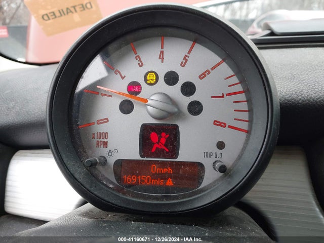 2013 MINI CLUBMAN WMWZG3C51DTY32945 Photo 6