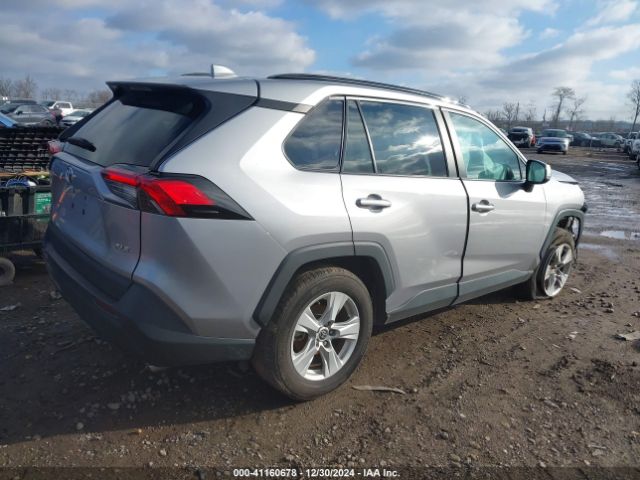 2T3W1RFV7MC152701 Toyota Rav4 Xle