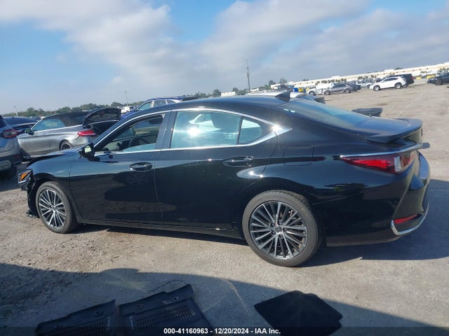 Lexus ES 300H 2023 58ADA1C16PU029664 Image 14