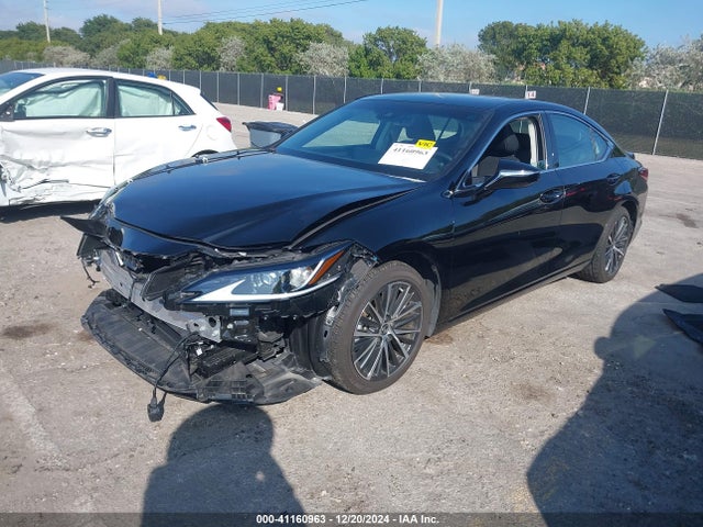 58ADA1C16PU029664 Lexus ES 300H