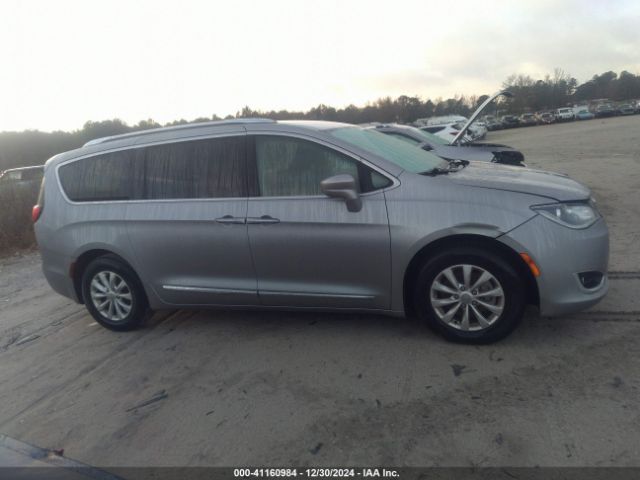 2C4RC1BGXKR561393 Chrysler Pacifica Touring L