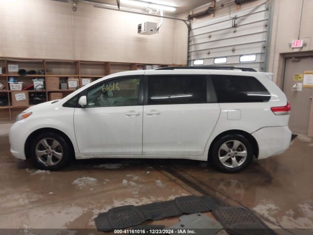 5TDKK3DCXES508683 Toyota Sienna Le V6 8 Passenger