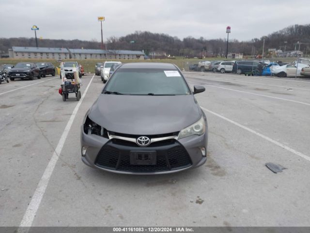 4T1BF1FK0HU774044 Toyota CAMRY SE