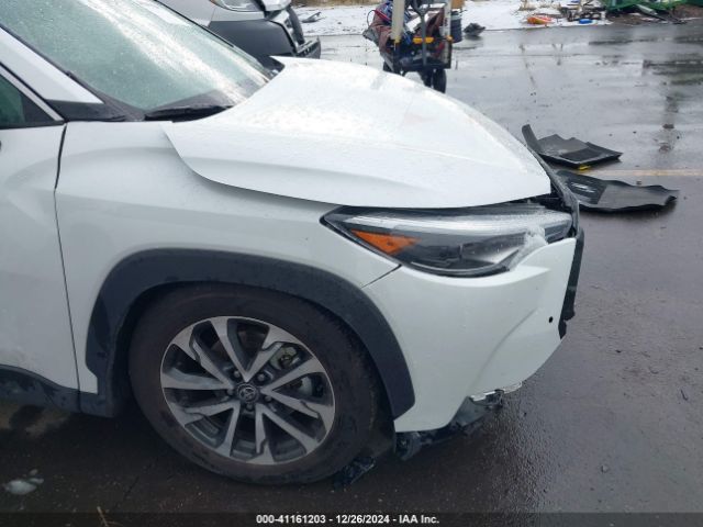 7MUDAAAG6PV043562 Toyota Corolla Cross Xle