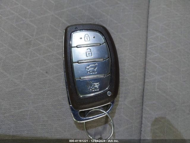 KM8J3CA28JU648236 Hyundai Tucson Value