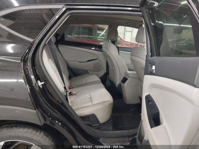 KM8J3CA28JU648236 Hyundai Tucson Value