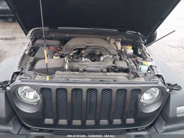 1C4HJXDGXJW152530 Jeep Wrangler Unlimited Sport 4x4